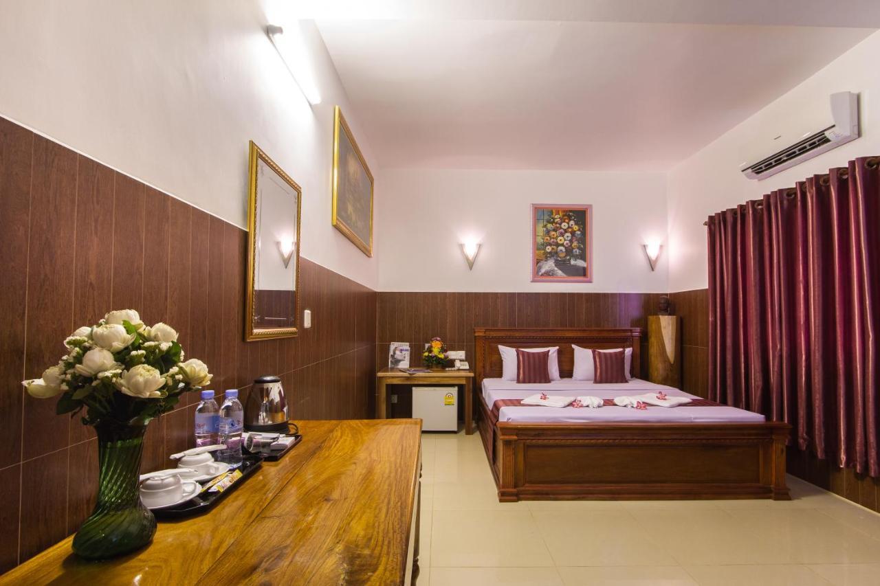 Sisophon Botoum Hotel מראה חיצוני תמונה